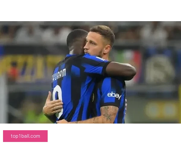 曼联冬窗第二离队通过体检本周官宣阿贾克斯求租阿莫林旧部引援